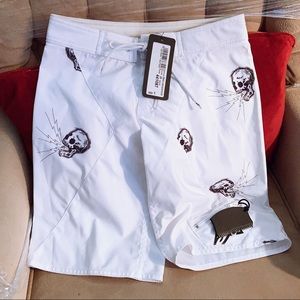 NWT Alpinestars Youth's "Drake Long Board shorts White w/Skulls